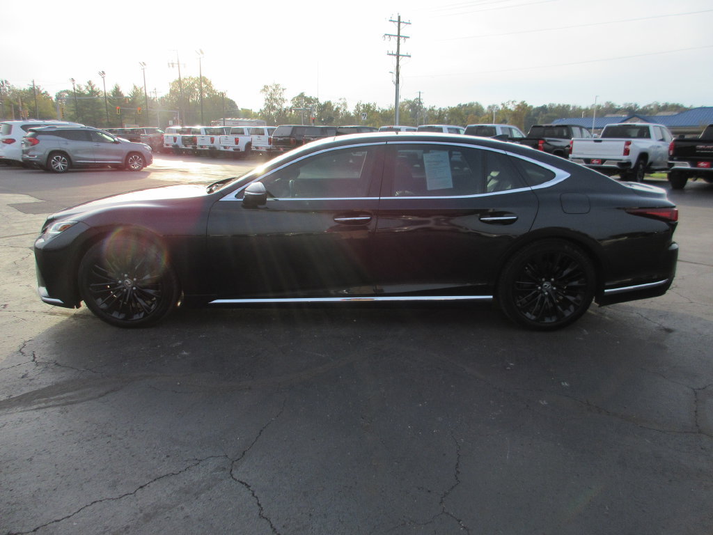 Used 2022 Lexus LS 500 w/ Interior Upgrade Package RWD image 9