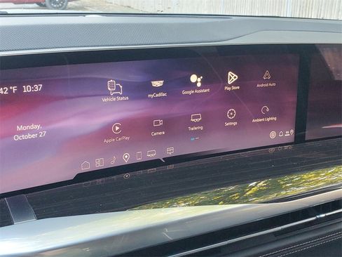 New 2026 Cadillac Escalade Luxury w/ LPO, Floor Liner Package image 21