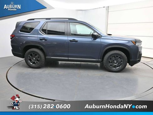 New 2026 Honda Pilot TrailSport image 17