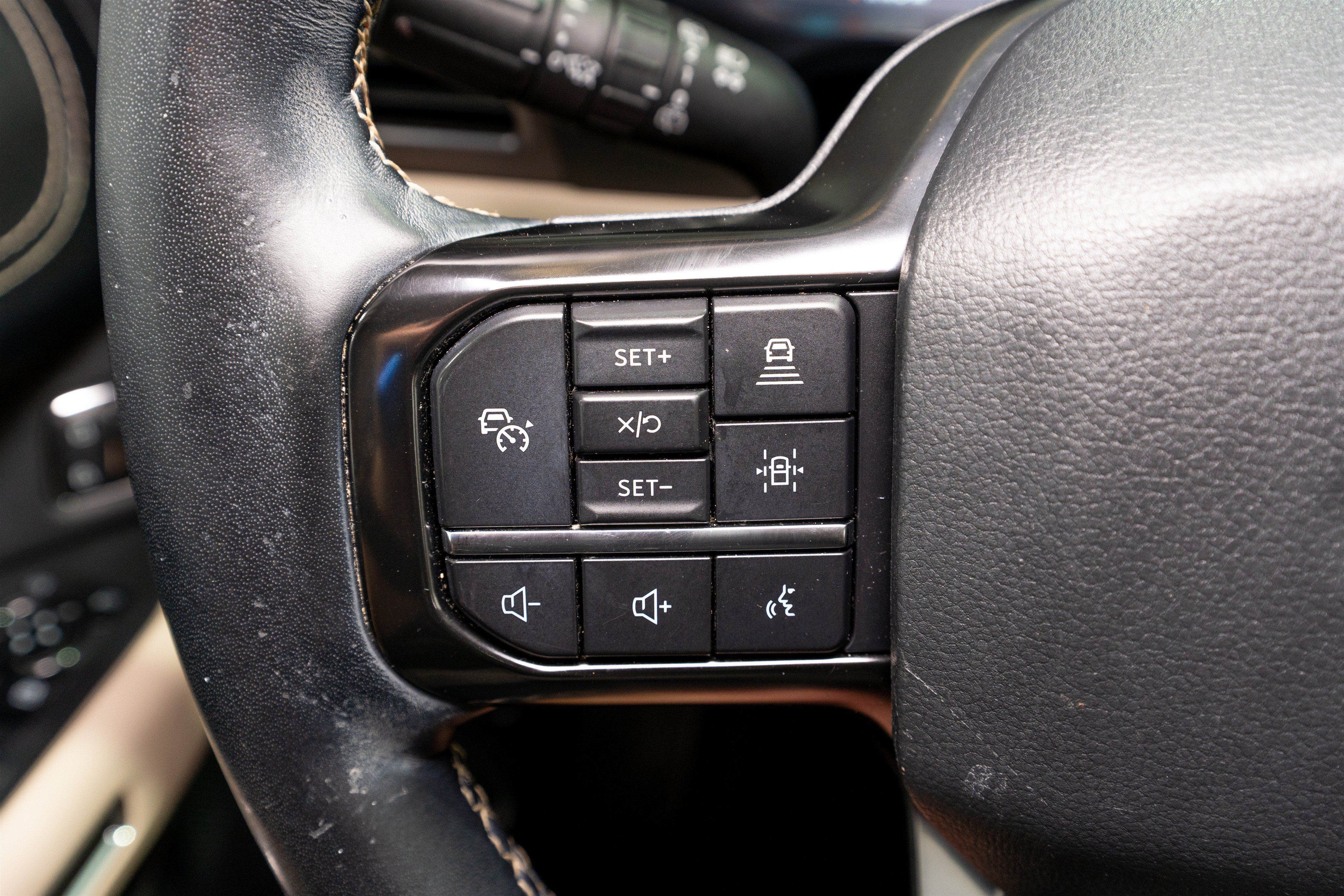 Used 2022 Ford Expedition Max Platinum AWD/4WD image 30