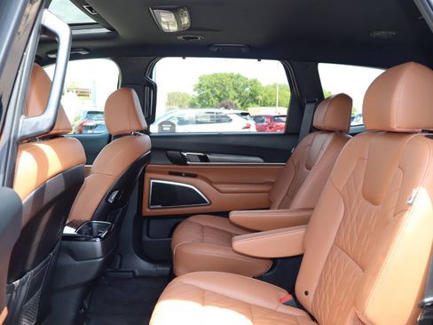Used 2025 Kia Telluride EX X-Line AWD/4WD image 15