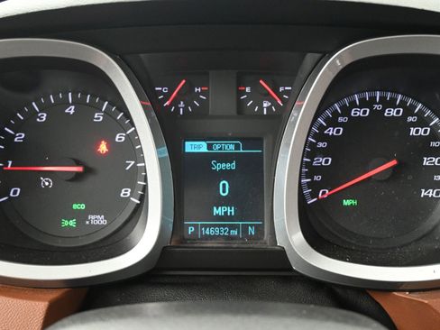 Used 2016 Chevrolet Equinox LTZ w/ Enhanced Convenience Package image 19