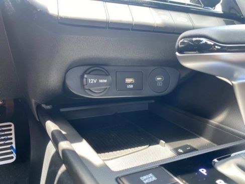 New 2025 Hyundai Elantra Sport FWD image 29