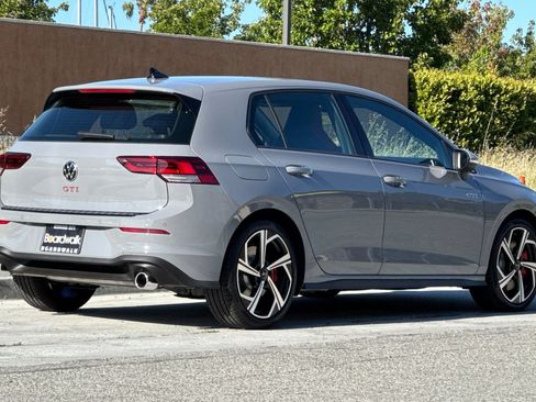 New 2026 Volkswagen GTI SE FWD image 4