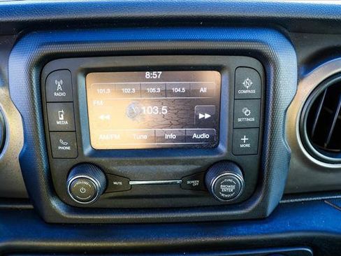 Used 2020 Jeep Wrangler Unlimited Sport image 16