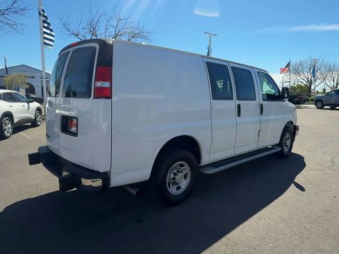 Used 2024 Chevrolet Express 2500 w/ Driver Convenience Package RWD image 7