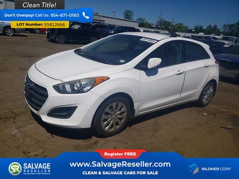 Used 2016 Hyundai Elantra GT FWD image 1