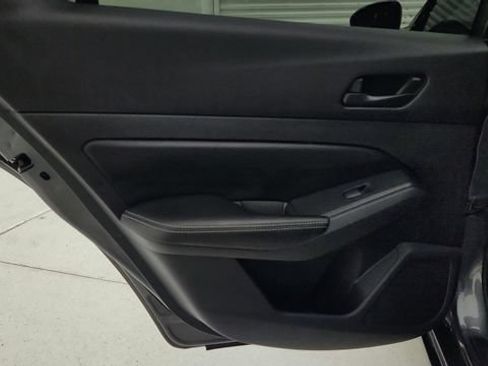 Used 2024 Nissan Altima 2.5 SV FWD image 19