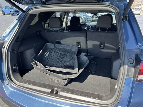 Used 2024 Chevrolet Equinox LT image 24