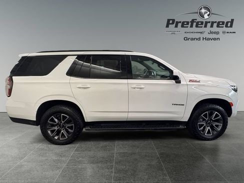 Used 2021 Chevrolet Tahoe Z71 w/ Rear Media and Nav Package AWD/4WD image 9