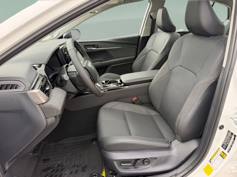 Used 2026 Toyota Camry XLE w/ Premium Plus Package AWD/4WD image 22