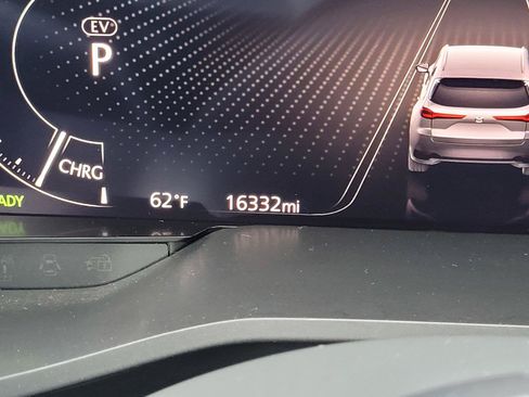 Used 2025 MAZDA CX-90 Plug-In Hybrid w/ Preferred AWD/4WD image 32
