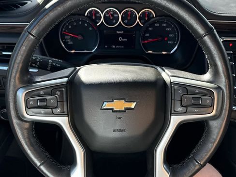 Used 2021 Chevrolet Tahoe LT w/ LT Signature Package image 28