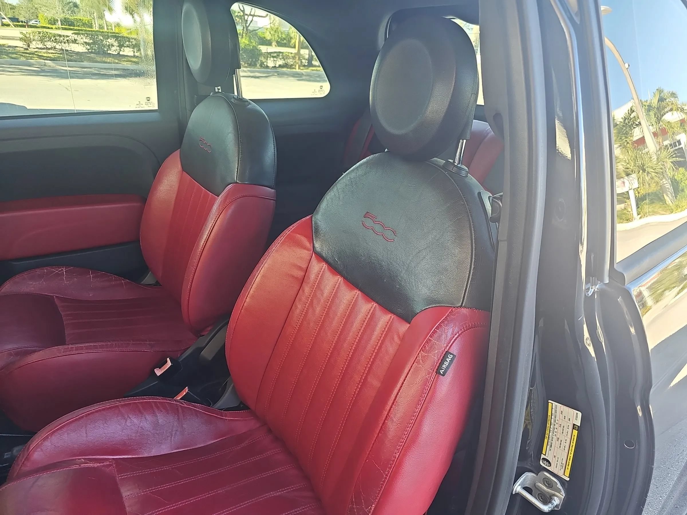Used 2013 FIAT 500 Sport w/ Beats Audio Pkg FWD image 27
