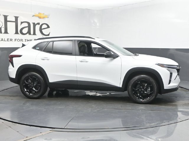New 2026 Chevrolet Trax LT w/ Driver Confidence Package FWD image 1