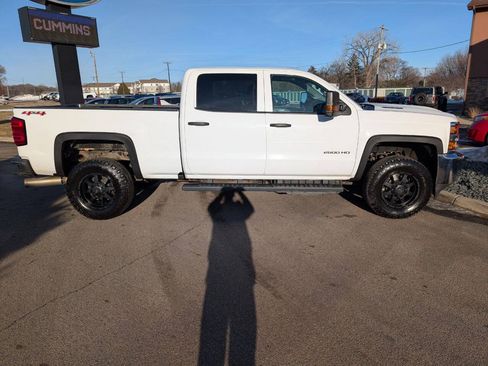 Used 2017 Chevrolet Silverado 2500 W/T w/ WT Convenience Package AWD/4WD image 11