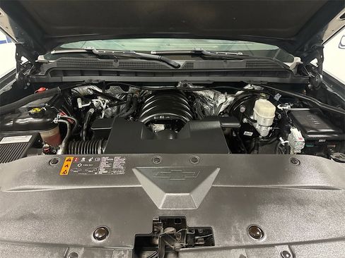 Used 2018 Chevrolet Silverado 1500 LT w/ All Star Edition image 34