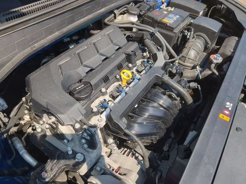 Used 2025 Hyundai Venue SEL FWD image 35
