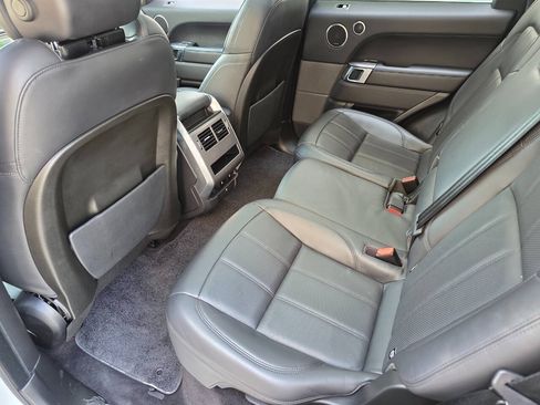 Used 2019 Land Rover Range Rover Sport HSE AWD/4WD image 30