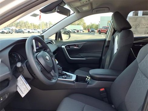 New 2025 Toyota RAV4 XLE image 5