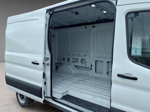 New 2026 Ford Transit 250 148 Medium Roof image 10