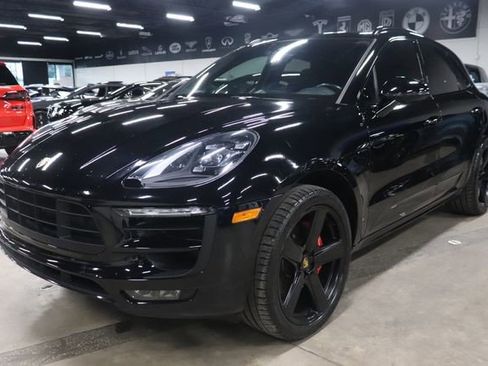 Used 2018 Porsche Macan GTS AWD/4WD image 1