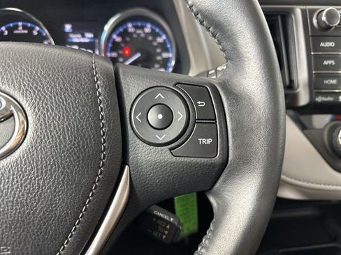 Used 2016 Toyota RAV4 XLE AWD/4WD image 16