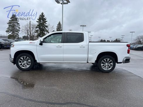 Used 2022 Chevrolet Silverado 1500 LT AWD/4WD image 4