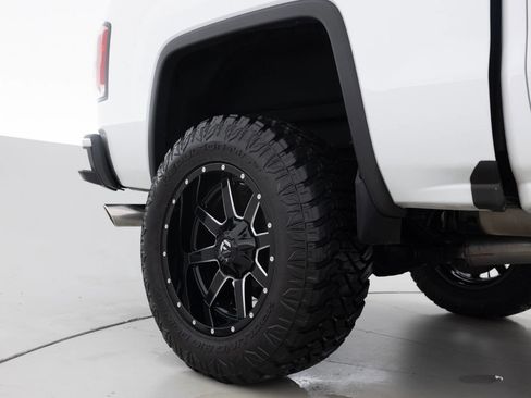 Used 2016 GMC Sierra 1500 Denali w/ Enhanced Driver Alert Package image 19