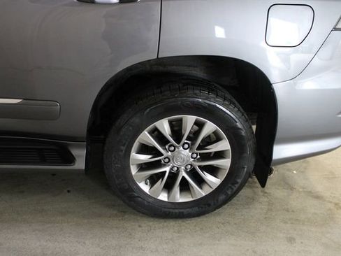 Used 2018 Lexus GX 460 Luxury AWD/4WD image 37