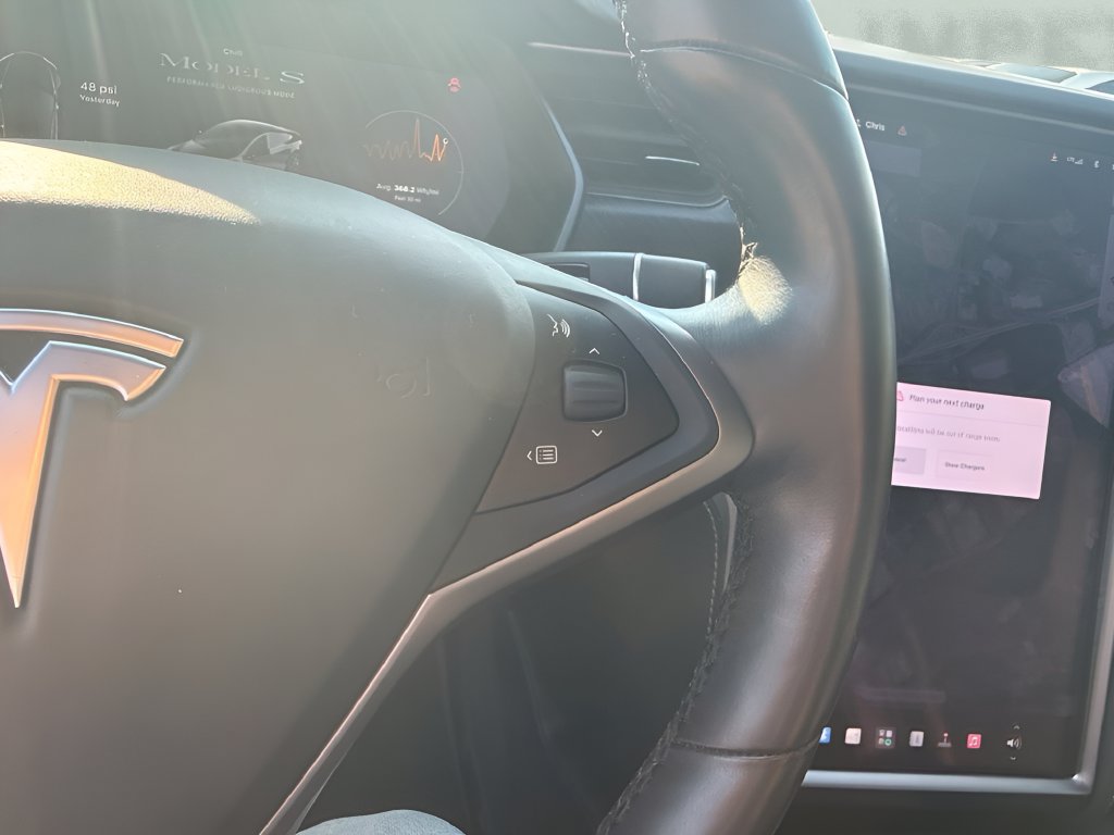Used 2020 Tesla Model S Performance AWD/4WD image 18