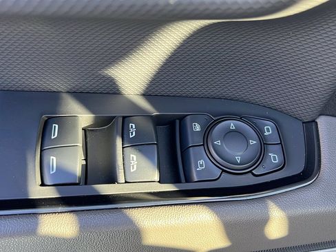 Used 2024 Chevrolet Silverado 1500 ZR2 w/ Technology Package image 14