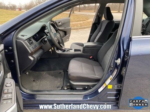 Used 2016 Toyota Camry LE image 14