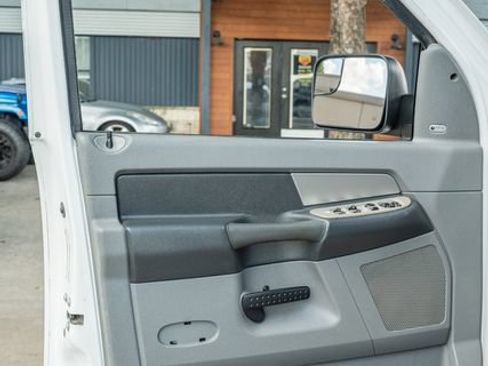 Used 2008 Dodge Ram 2500 Truck SLT w/ Popular Equipment Group AWD/4WD image 17