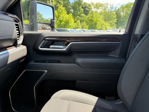 Certified 2025 GMC Sierra 2500 SLE w/ SLE Value Package; AWD/4WD image 37
