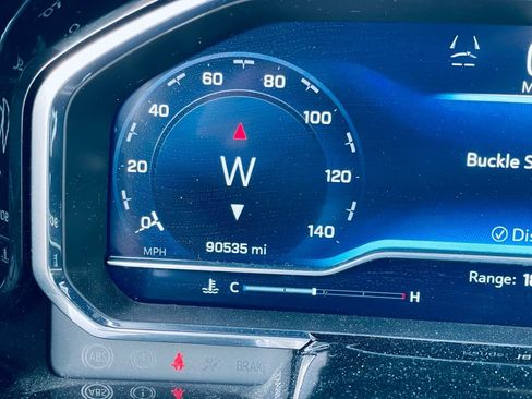 Used 2022 Chevrolet Silverado 1500 LT Trail Boss w/ LT Trail Boss Premium Package AWD/4WD image 17