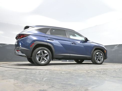 Used 2025 Hyundai Tucson SEL AWD/4WD image 39