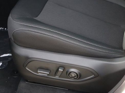 New 2025 Jeep Grand Cherokee Laredo X w/ Luxury Tech Group I AWD/4WD image 13