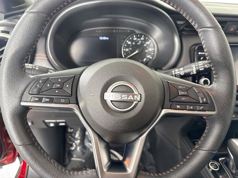 Used 2023 Nissan Kicks SR w/ SR Premium Package image 16
