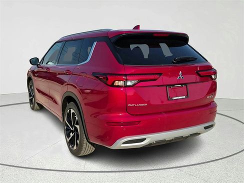 New 2025 Mitsubishi Outlander SEL image 7