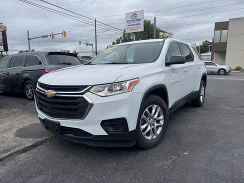 Used 2018 Chevrolet Traverse LS AWD/4WD image 2