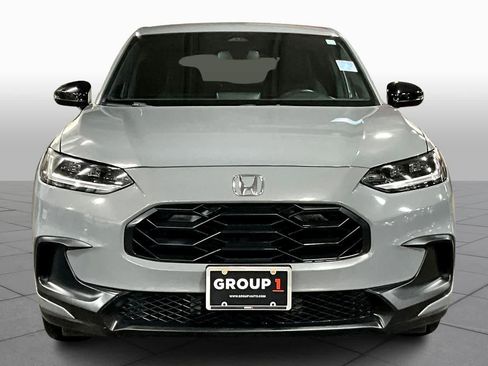 Used 2023 Honda HR-V Sport image 3