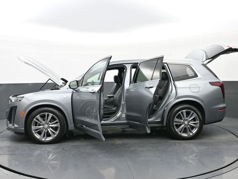 Used 2023 Cadillac XT6 Premium Luxury image 54