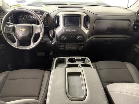 Used 2025 Chevrolet Silverado 2500 Custom w/ Custom Value Package image 39