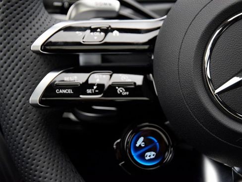 New 2026 Mercedes-Benz C 43 AMG 4MATIC Sedan image 24