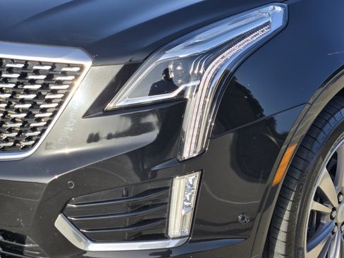 Used 2023 Cadillac XT5 Premium Luxury w/ Technology Package FWD image 28