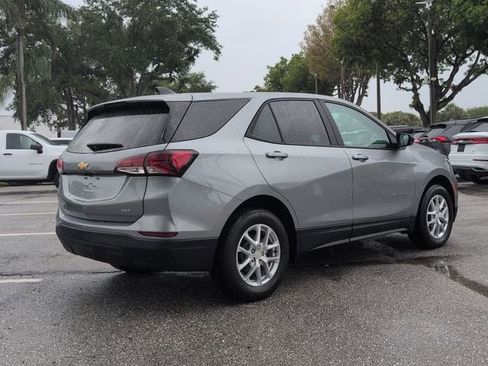 Used 2023 Chevrolet Equinox LS w/ LS Convenience Package image 7