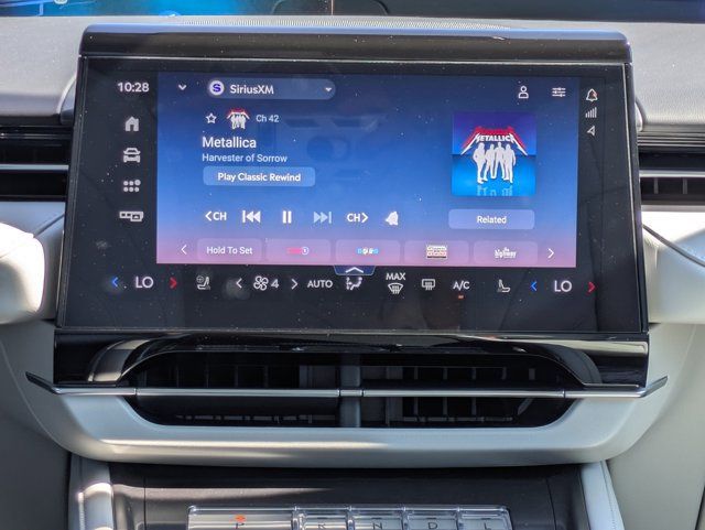 New 2026 Lincoln Nautilus Premier AWD/4WD image 18