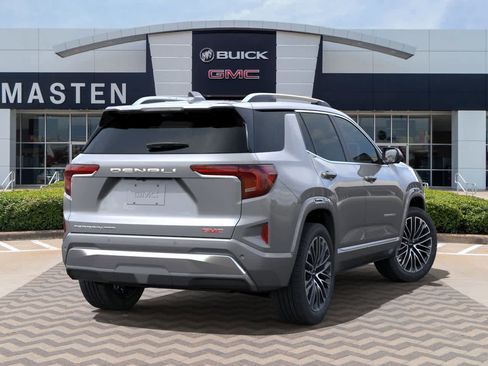 Used 2026 GMC Terrain Denali w/ LPO, Floor Liner Package image 7