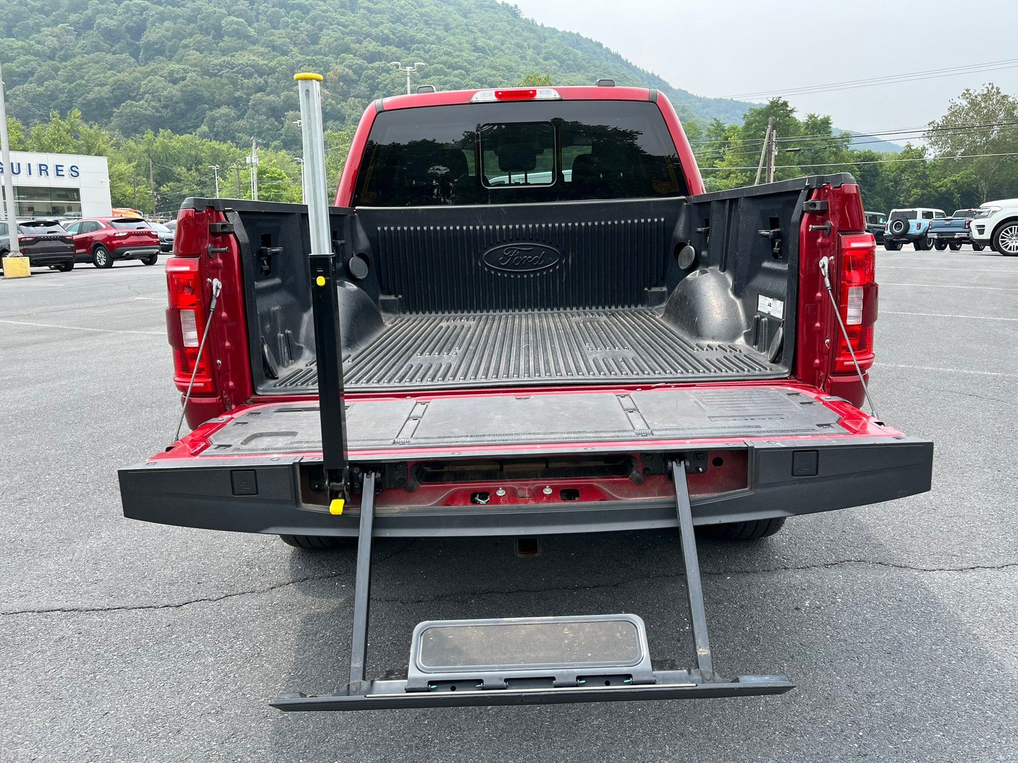 Used 2022 Ford F150 XLT w/ Equipment Group 301A Mid AWD/4WD image 11